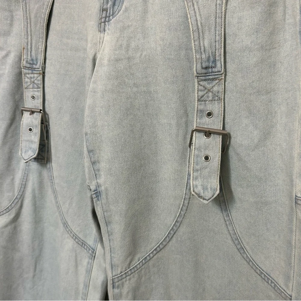 Forever 21 Women 30 Mom Low‎ Rise Light Wash Denim Baggy Buckled Jeans EUC Boho